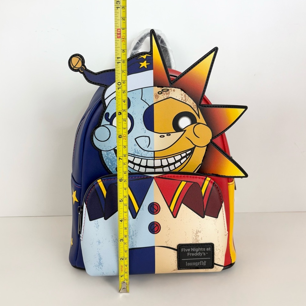 Loungefly Five Nights At Freddy’s Security Breach Sun & Moon Mini Backpack New - Picture 3 of 9